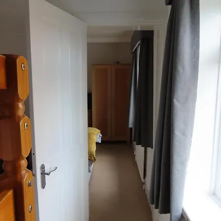 Bed & Breakfast Lysander 4*